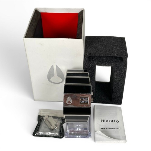 Montre nixon rotolog noire - montre,