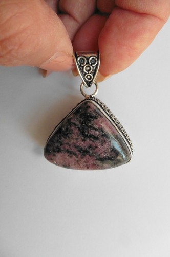 Neuf beau pendentif en - -,