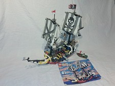 Vintage 1996 LEGO PIRATES SET
