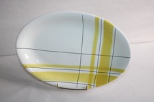 Plat de service ovale en faïence Salins France, décor Montréal jaune, torchon