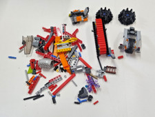 LEGO TECHNIC (prob. 42095) Stunt Racer incomplet chenilles NO ENTRY