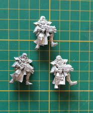 Warhammer 40000/40k : 3 soeurs de bataille / adepta sororitas / sister of battle