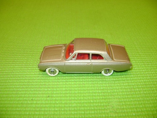 Dinky toys 559 ford taunus - dinky,