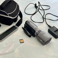 Panasonic Caméra HDC-SDT750 Caméscope professionnel Full HD & 3D + sacoche / acc