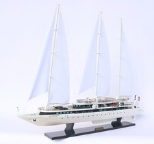 superbe maquette en bois le