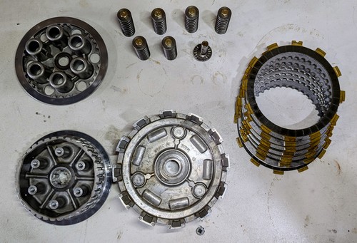 Embrayage suzuki 650 de - suzuki, s