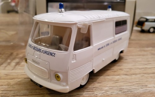 Peugeot ambulance solido - peugeot, j7