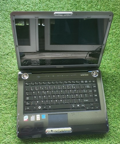 Portable toshiba satellite - toshiba,