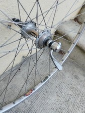 Roue avant super - avant, champion