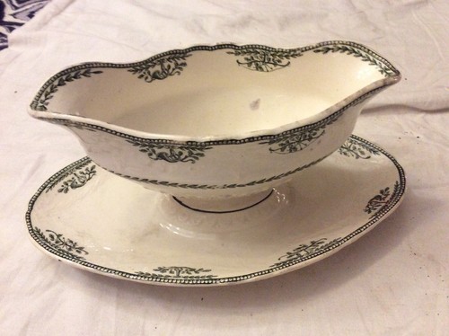 Ancienne saucière - ancienne,