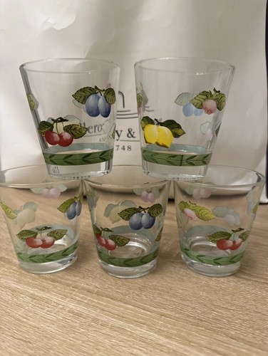 Verres eau - verres, 🥃🍹🧁