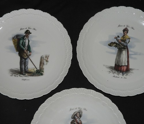Lot assiettes porcelaine - assiettes,