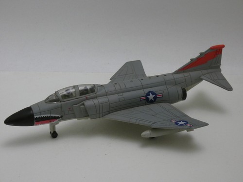 Miniature avion chasse f4 - de,