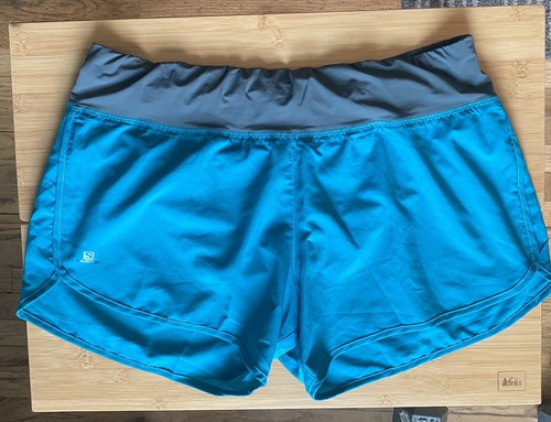 Nwt salomon cairn - nwt,