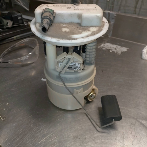 Pompe essence avec - pompe,