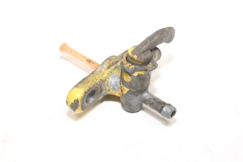 Robinet essence suzuki - robinet,