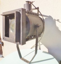 Grand PROJECTEUR Lumière 1920 SCÈNE Cinéma TÉLÉVISION Théatre VINTAGE
