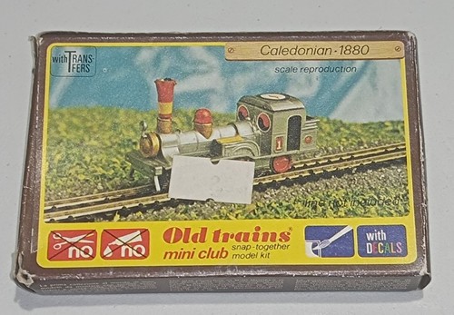 Maquette locomotive caledonian - maquette,