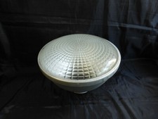 ancien globe en verre et aluminium,style éclairage lampe public,industriel 