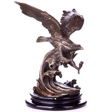 Statue Aigle Art déco en bronze sur un marbre noir d'après Milo