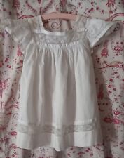 ANCIENNE ROBE DE PETITE FILLE EN VOILE DE COTON ET DENTELLE