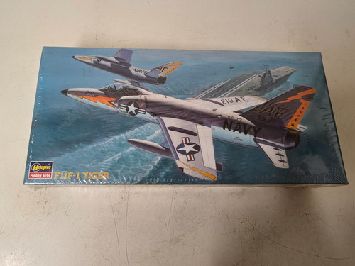 Maquette avion f11f - maquette,