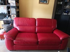 Canapé deux grandes places (possible trois assises) en cuir buffle rouge