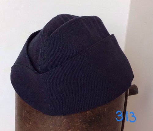 France bonnet de - -, police