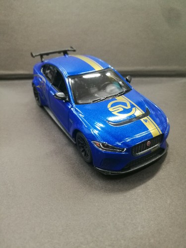 Jaguar project 8 - jaguar, xe