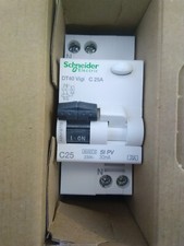 Disjoncteur différentiel DT40