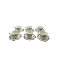 Ensemble tasse à thé et