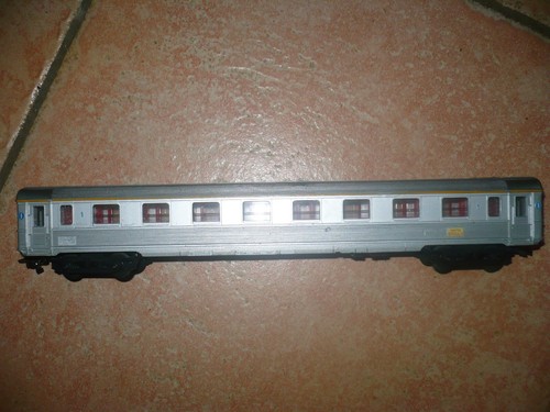 Hornby voiture voyageurs inox - voiture,