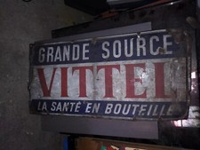 Ancienne grande plaque métal Vittel