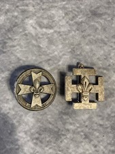 lot de 2 Anciens Insignes Scout De France Ww2?