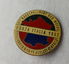 Ancienne broche émaillée, 1er rassemblement des motos, Forza Italia 1982