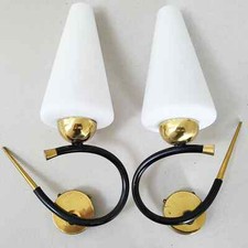 PAIRE D'APPLIQUES VINTAGE 50S MAISON ARLUS ACIER LAITON DORE & VERRE OPALIN 1950