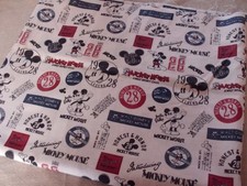 coupon tissu   enfant      "  Mickey  "       63     X   65   cm