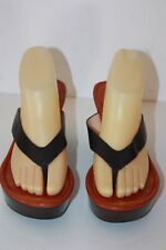 UGG Sandales Tongs Lanières Cuir Noir  Compensées T 9 US / 7 UK / 40 EUROPE TTBE