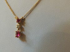 Collier ras de cou or 18 carats rubis et diamant