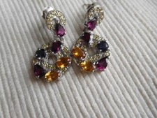 Paire de boucles d'oreilles en argent massif, grenats rose saphirs jaune B1476