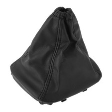 Cache levier vitesses pour