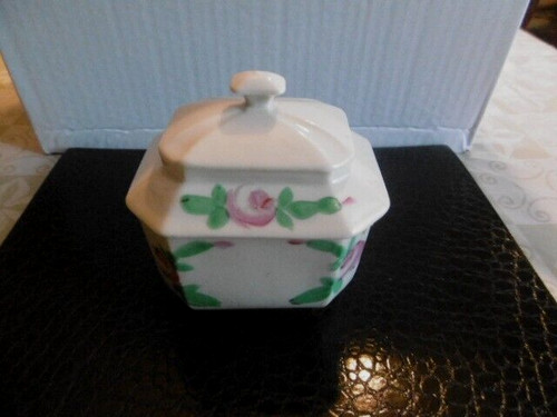 Sucrier blanc fleurs ancien - sucrier, a