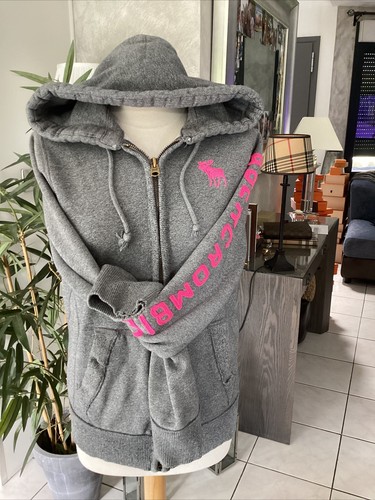 Sweat capuche zippé - à,