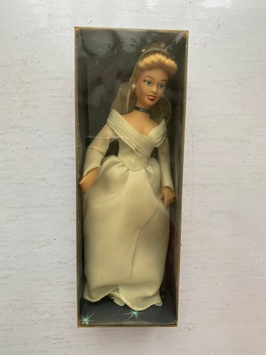 Deagostini disney princess - deagostini,