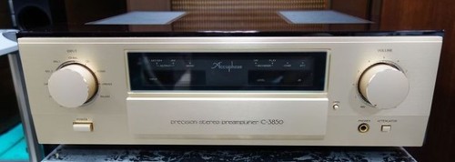 Amplificateur contrôle - de,