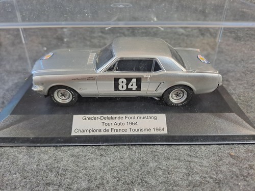 Miniature ford mustang - 1/43,