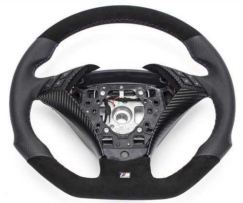 Volant cuir alcantara - en,