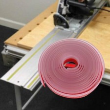 Rail de guidage de scie