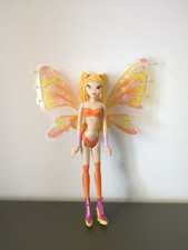 figurine winx kinder maxi