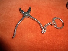 Porte-clés Key ring Outil